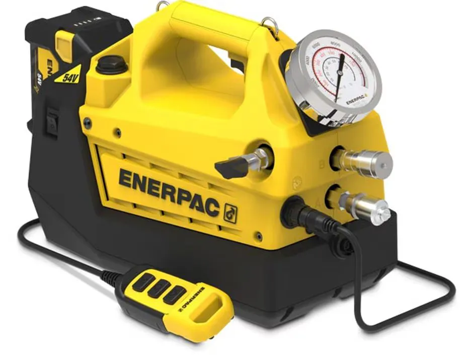 XC2502BE, Akülü Hidrolik Tork Anahtarı Pompası, 4/2 Valf, 2,0 litre Kullanılabilir Yağ, Piller ve Şarj Cihazı Dahil, 230V